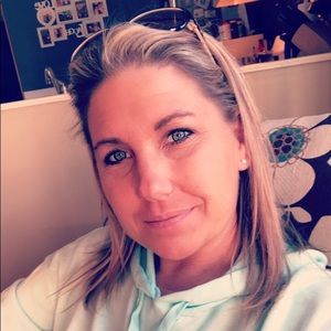 Meet your Posher, Loraine